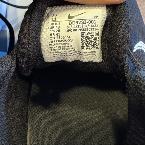 Nike Flex Women’s Athletic Sneakers - Picture 8 of 9